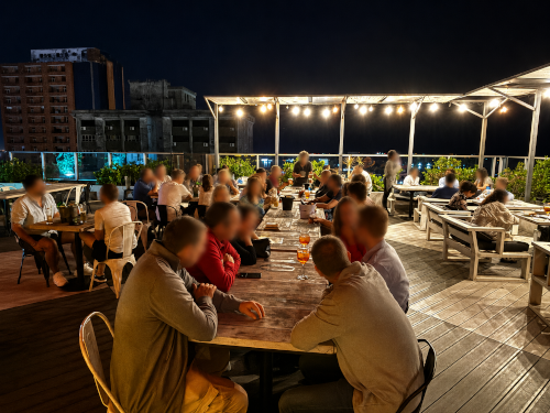 Negroni Rooftop Bar, deutsche Veranstaltung